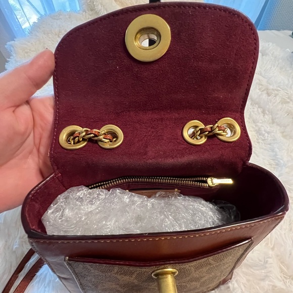 Madison Convertible Backpack 18 In Signature Canvas - Picture 7 of 8